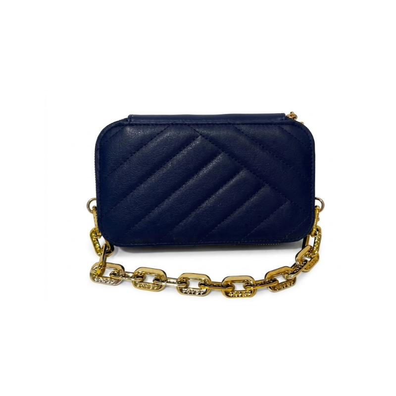 BLACK CHAIN BAG 1